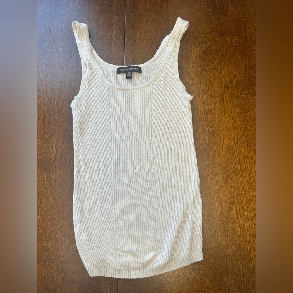 Banana Republic Ribbed Tank Top